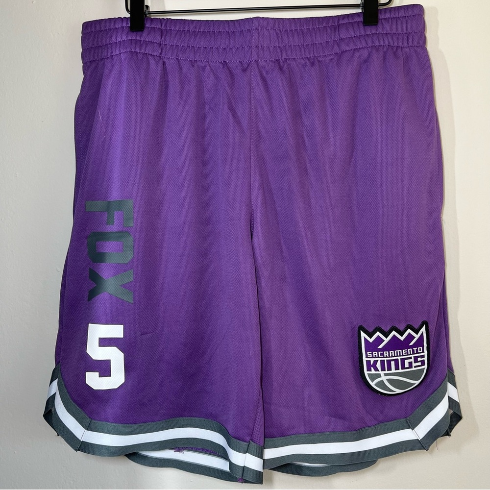 NBA Sacramento Kings Purple Basketball Shorts De’Aaron Fox Size Large